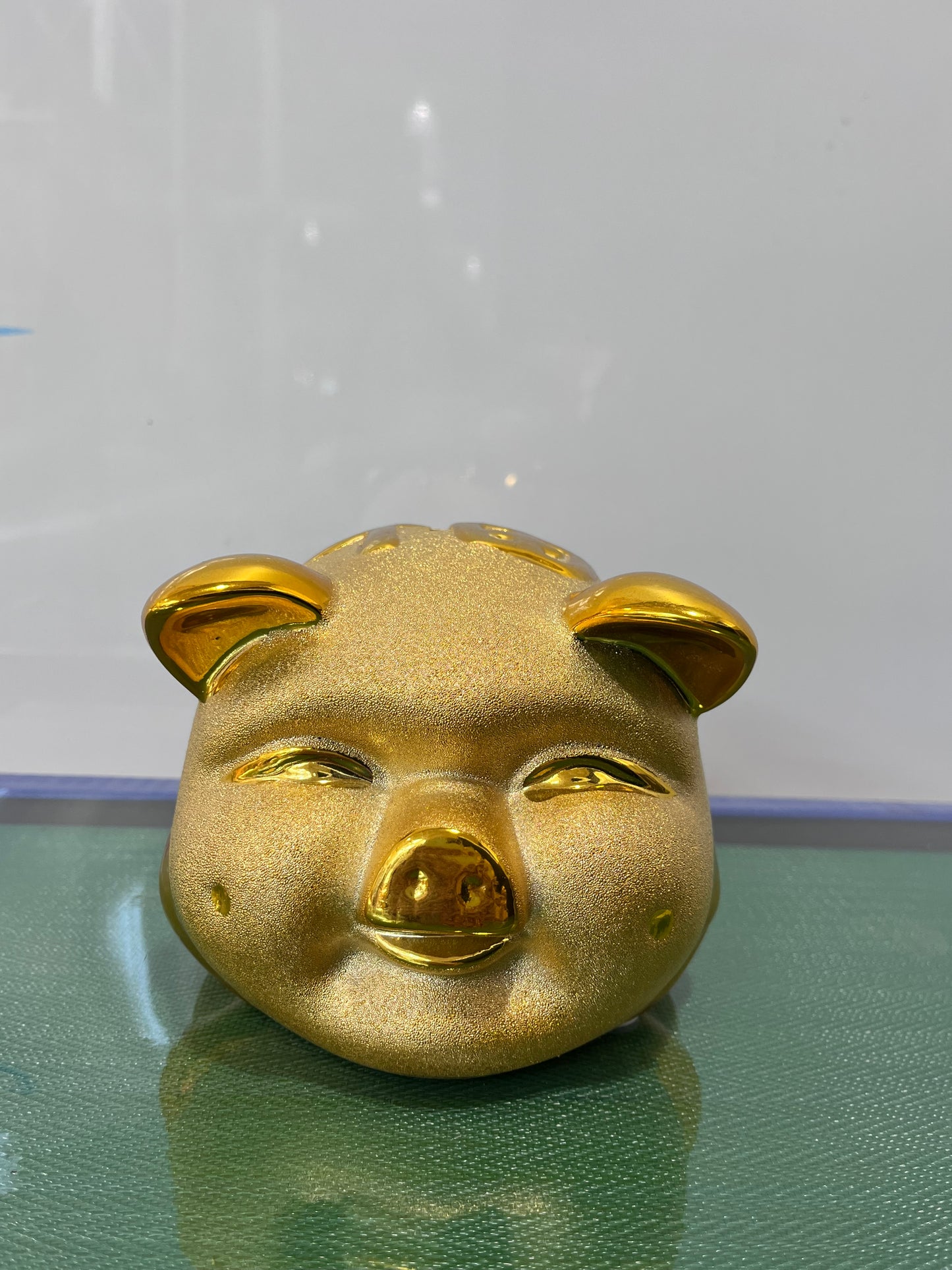 Golden Piggy Head Bank